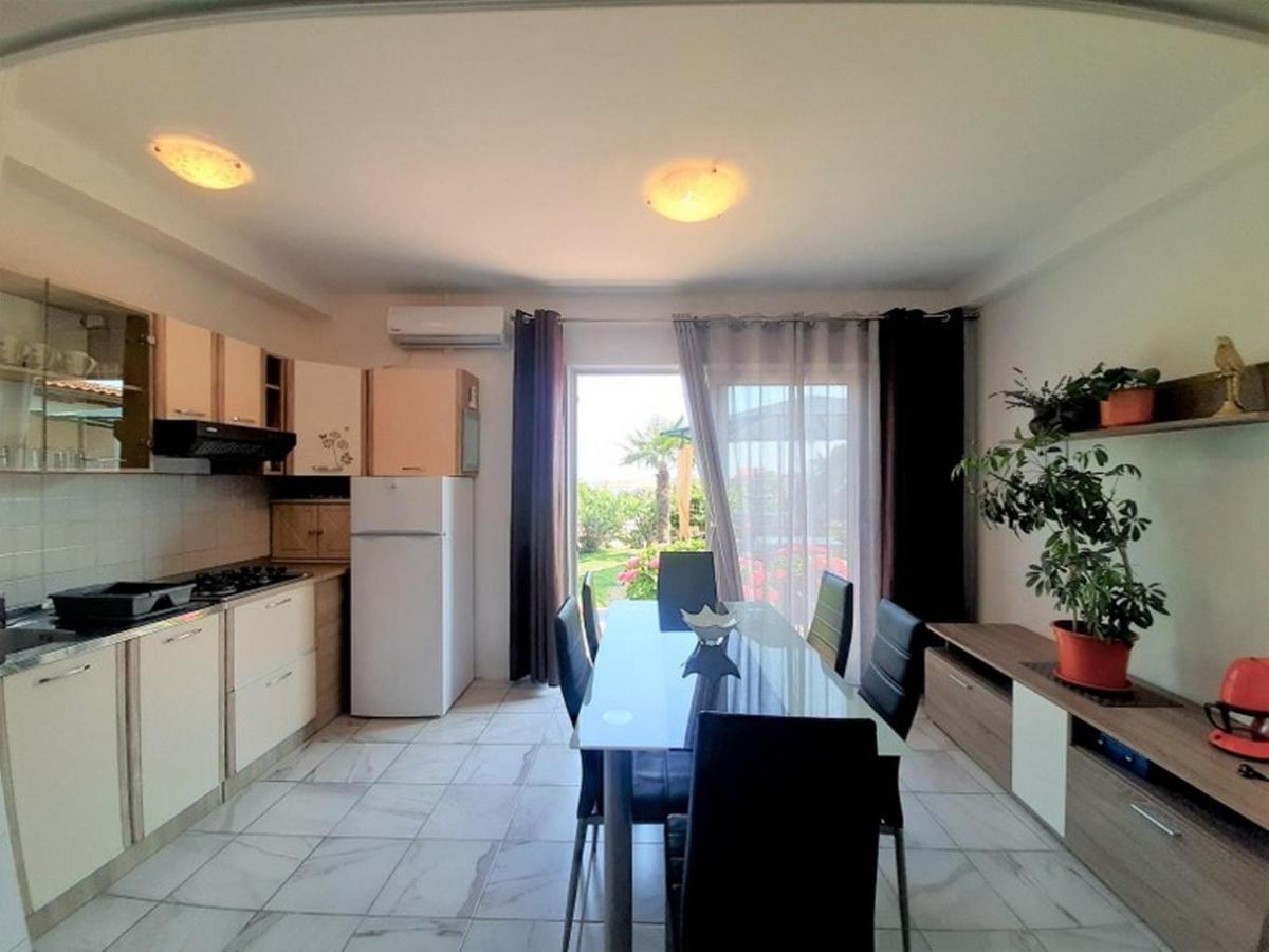 Apartments Nada Krk Island Exterior photo