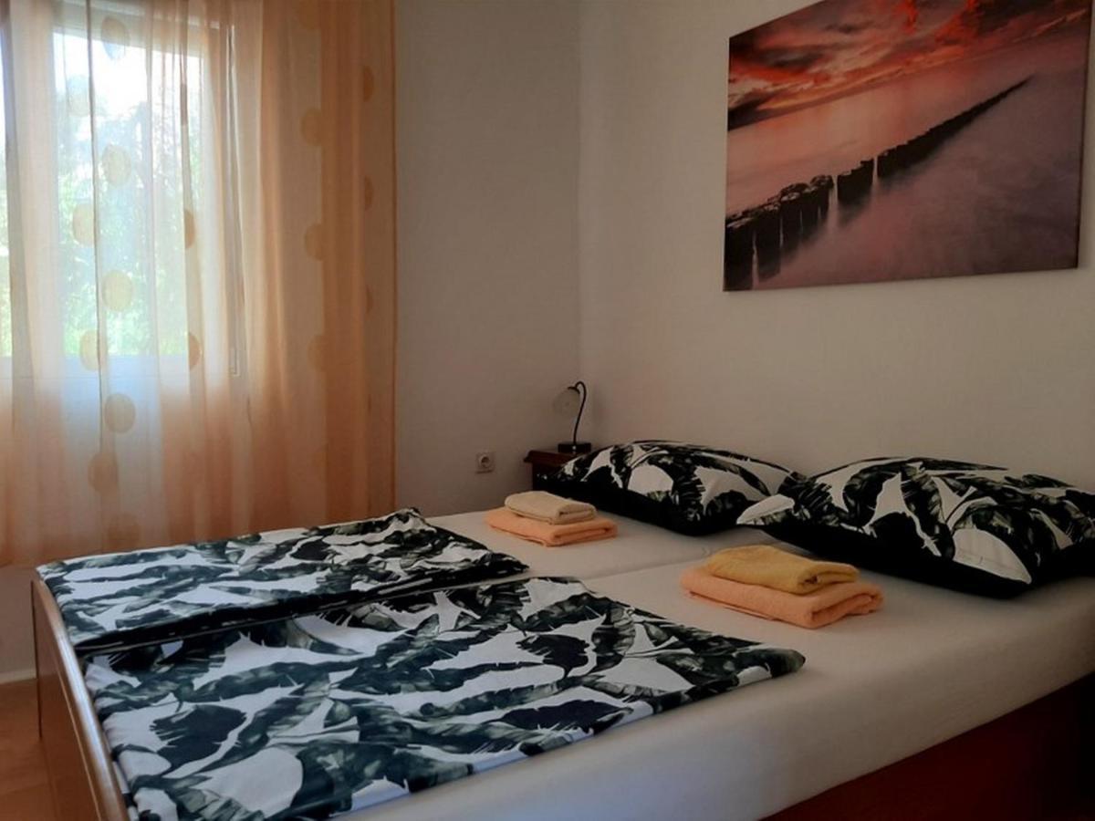 Apartments Nada Krk Island Exterior photo