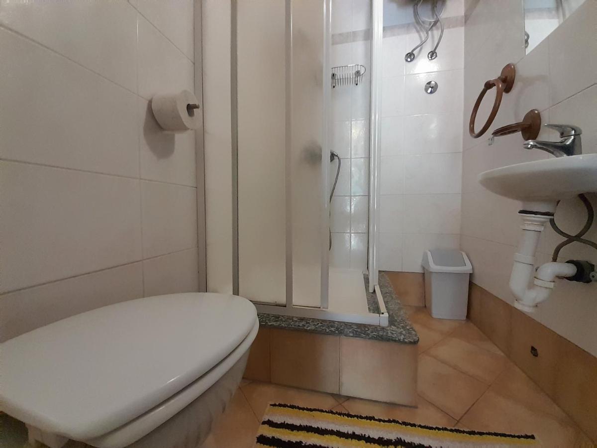 Apartments Nada Krk Island Exterior photo