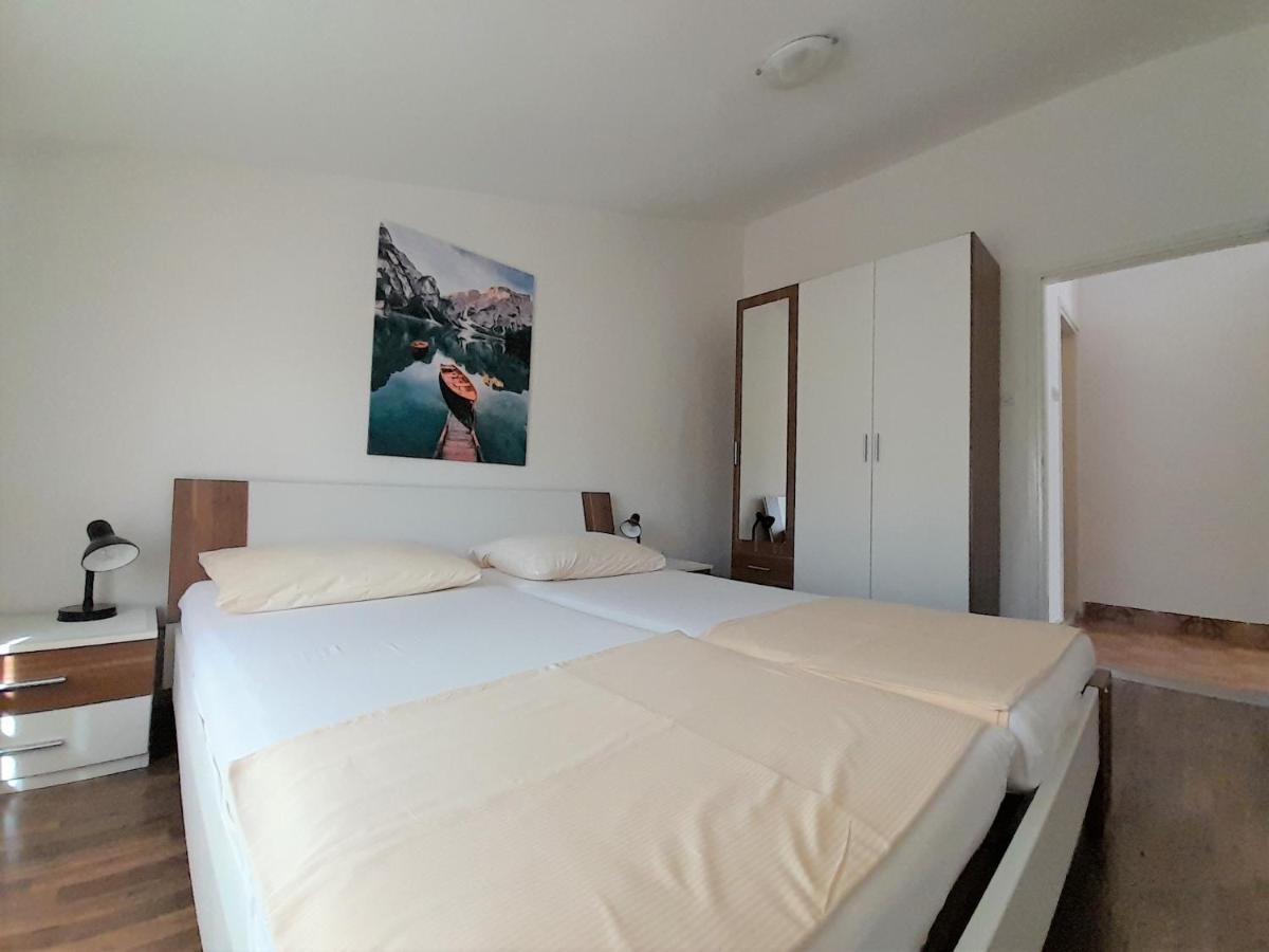 Apartments Nada Krk Island Exterior photo