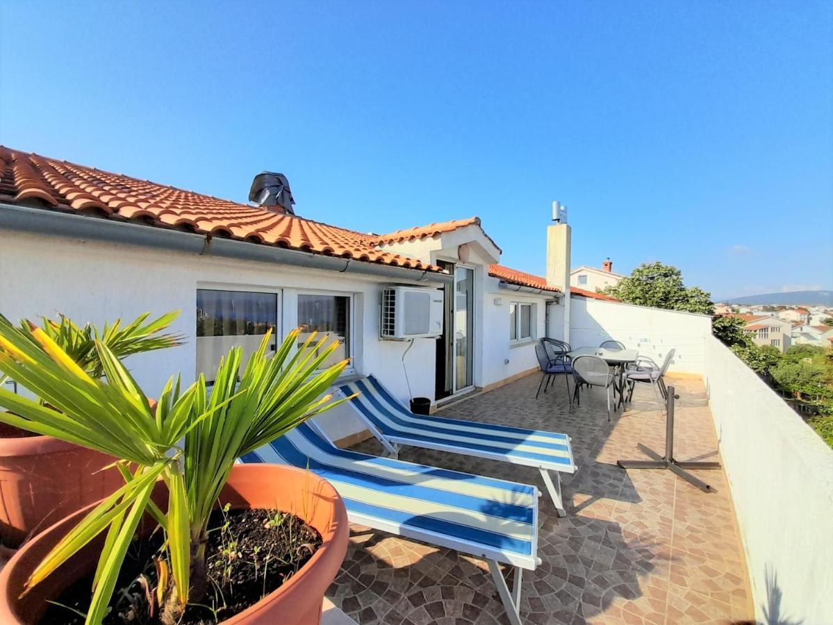 Apartments Nada Krk Island Exterior photo