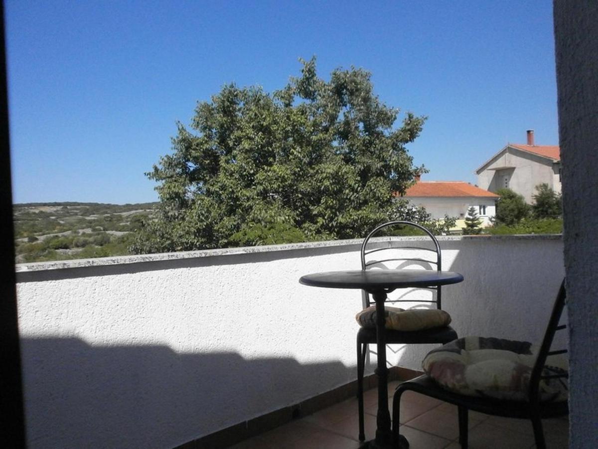 Apartments Nada Krk Island Exterior photo