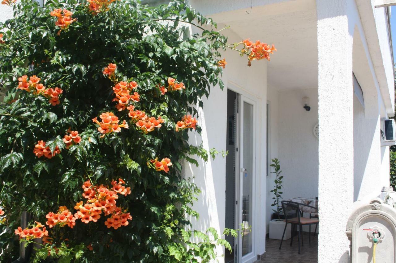 Apartments Nada Krk Island Exterior photo