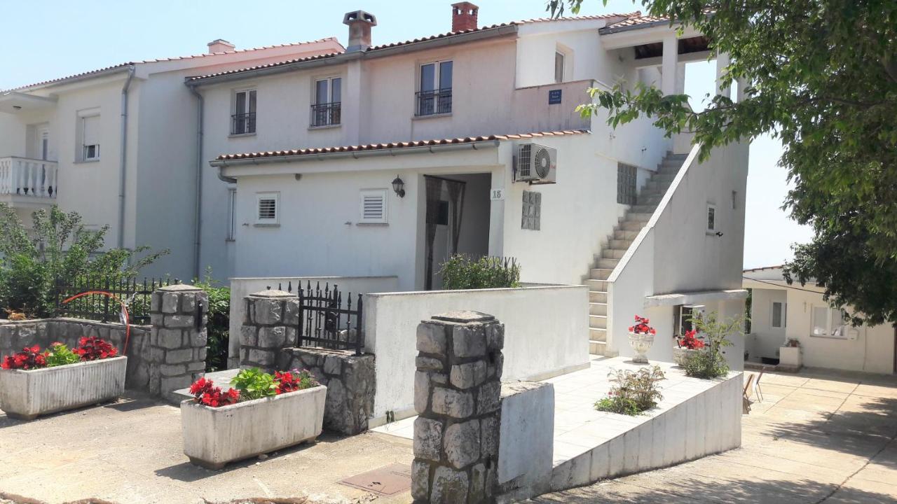 Apartments Nada Krk Island Exterior photo